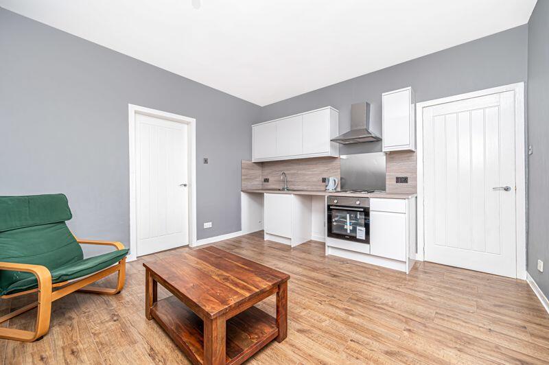 Lounge/Kitchen Area