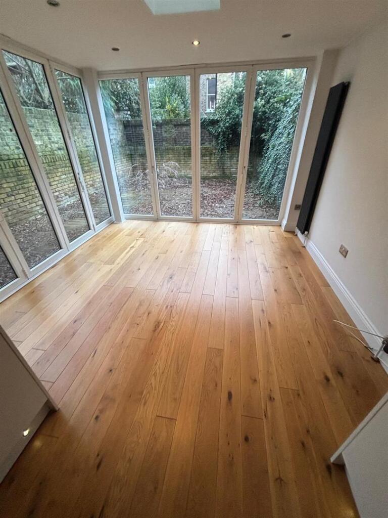 WhatsApp Image 2025-04-02 at 13.10.31 (1).jpeg