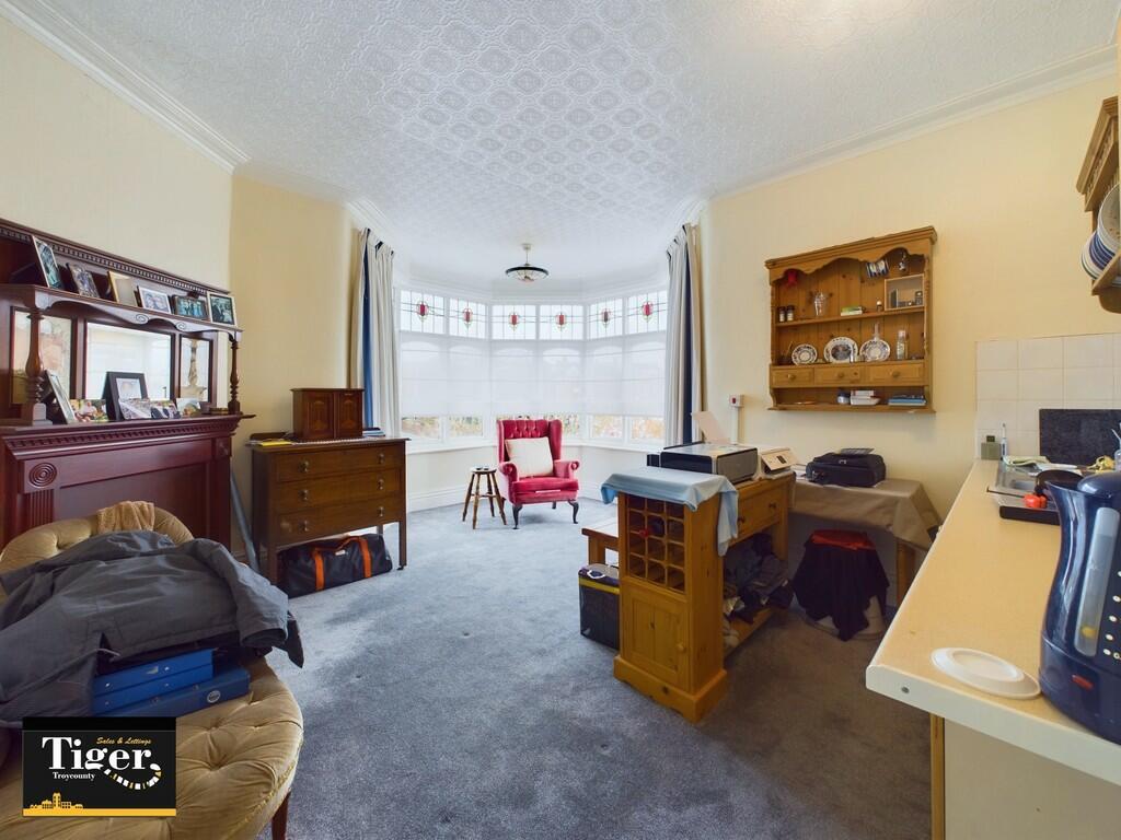 CAM03440G0-PR0024...