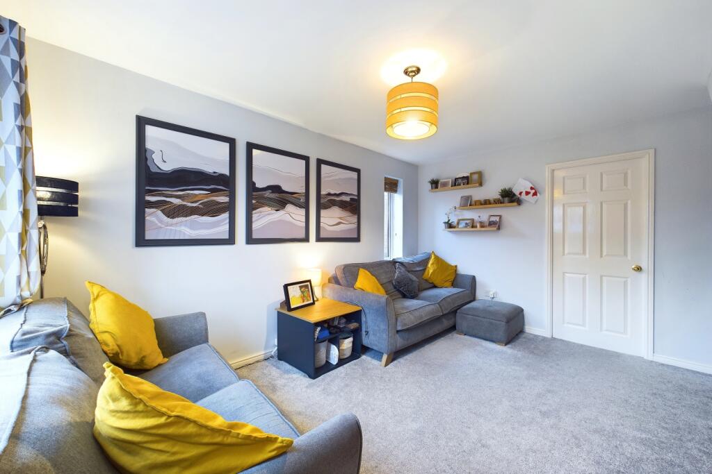 CAM03162G0-PR0209-STILL003