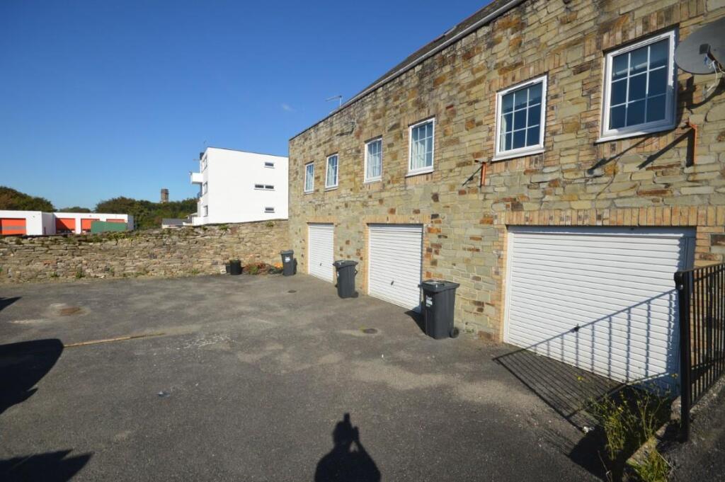 DSC_0033 (Medium).JPG