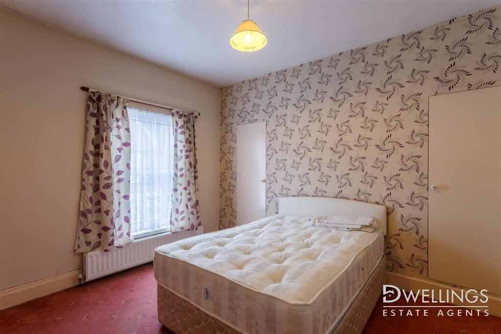 DWELEST- 43 Blackpool Street, DE14 3AW - 013.jpg