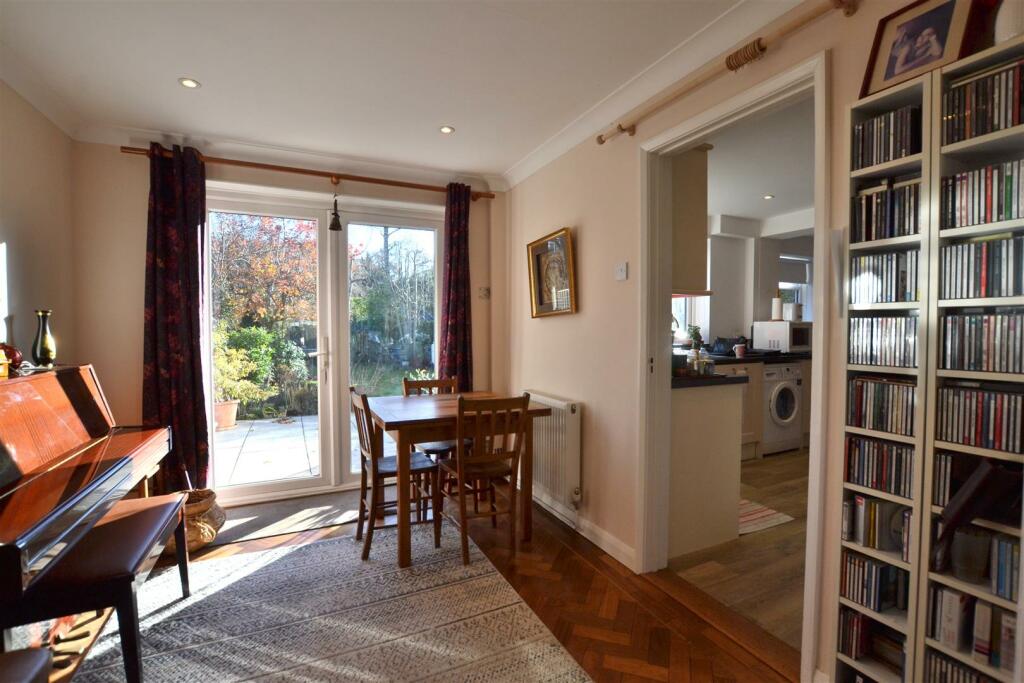 Dining, Kitchen.JPG