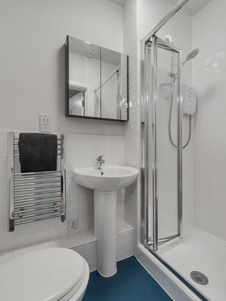 White-Lodge-Inter...