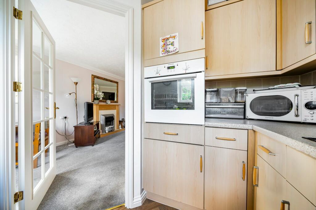 Kitchen (2)