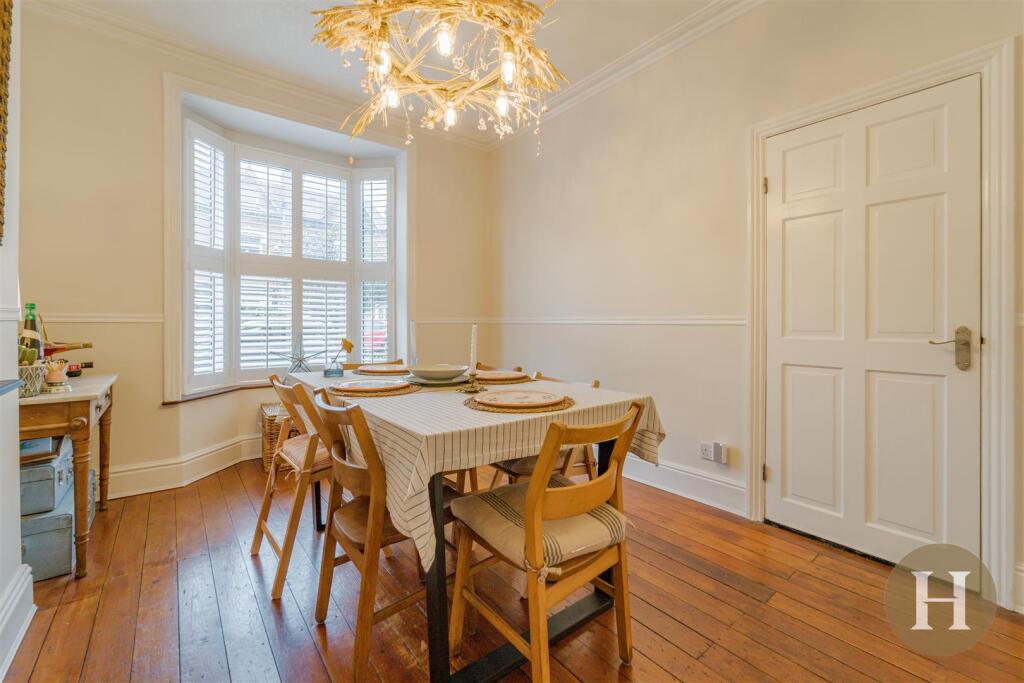 Hadleigh Estate Agents-4.jpg
