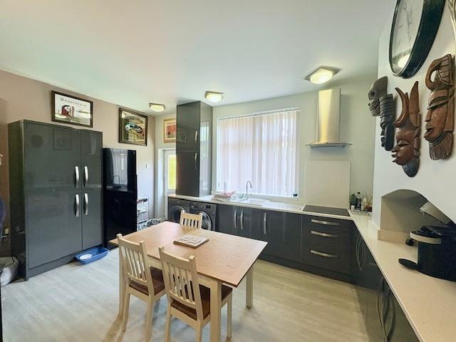 Shaw Heath 5 Kitchen.jpg