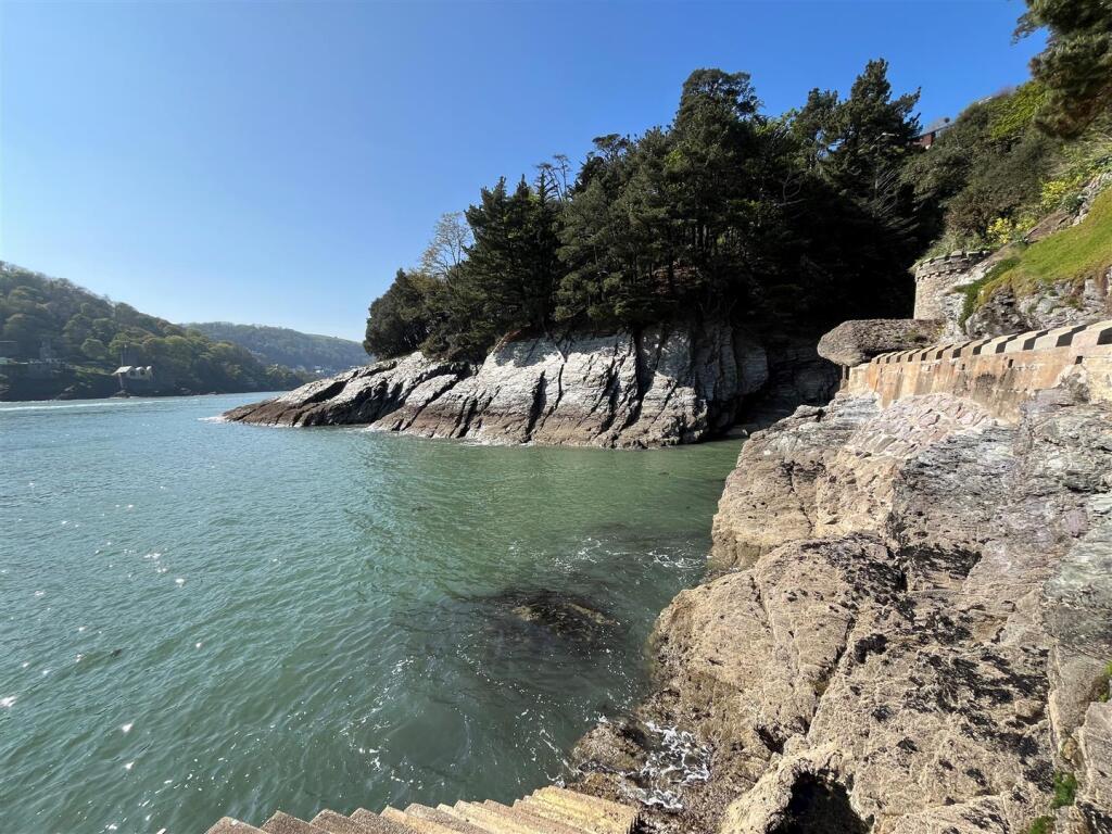 View 2.jpg