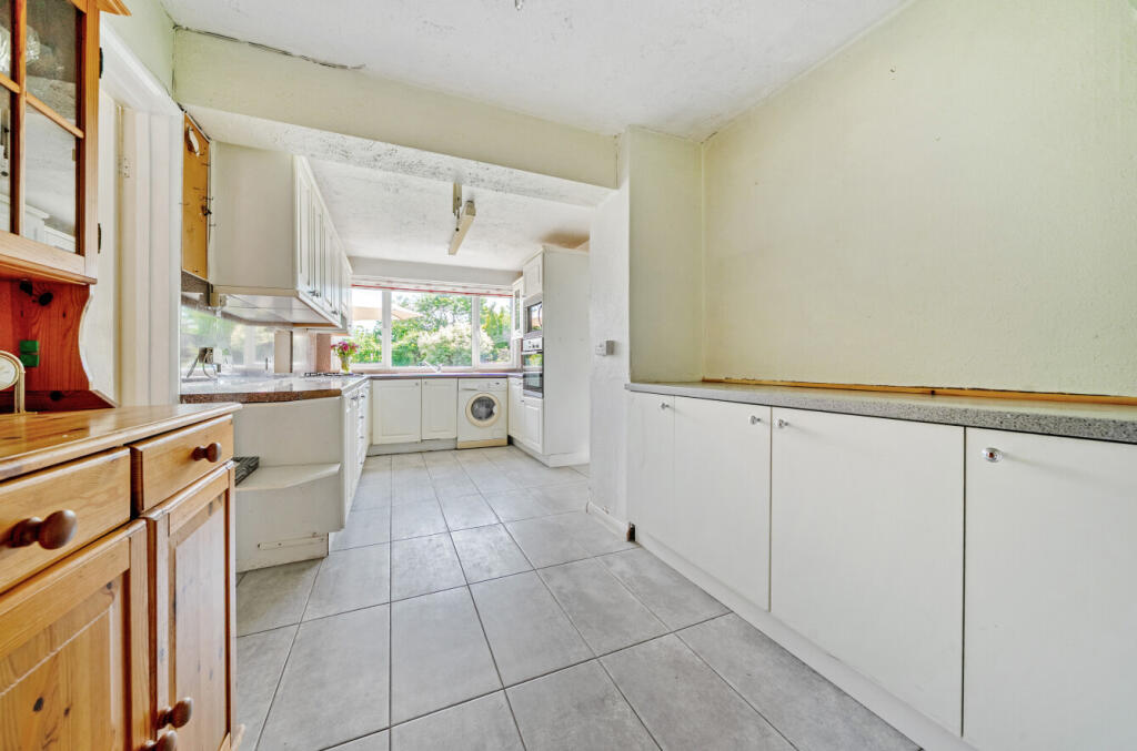 1287803-27-684d94...