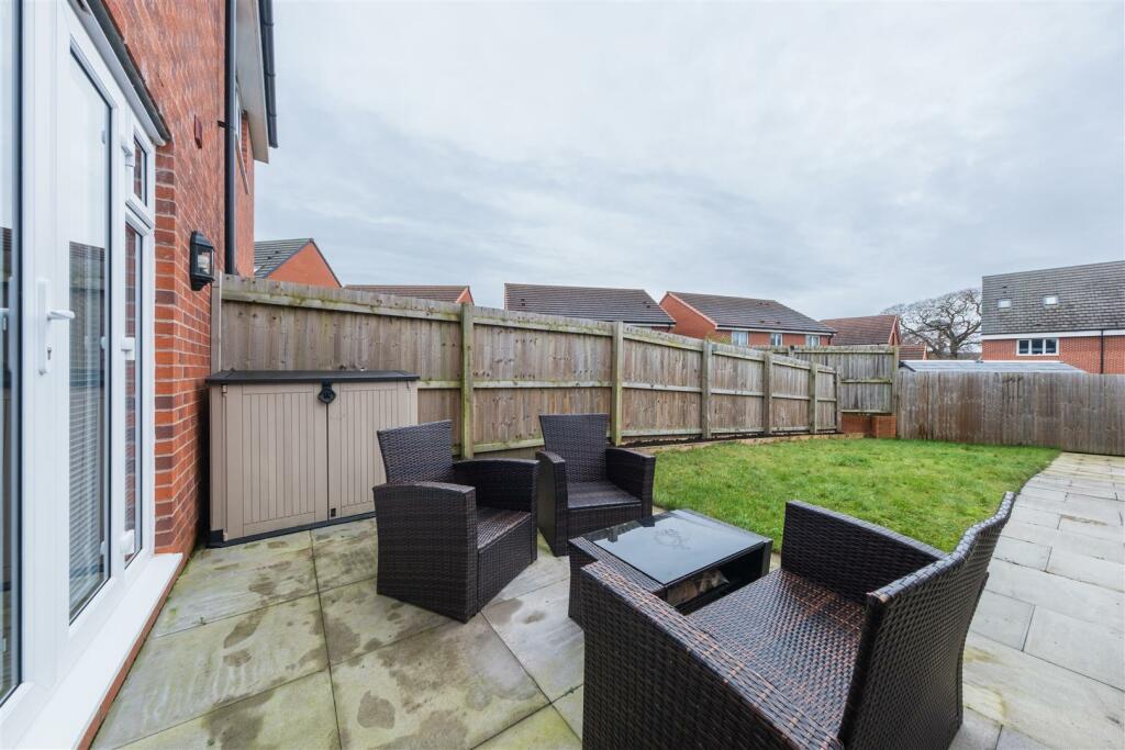 37 Lee Place-041.jpg