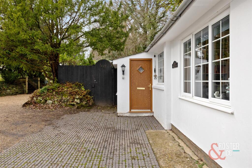 Cuckfield Lane, Stable Cottage-020.jpg