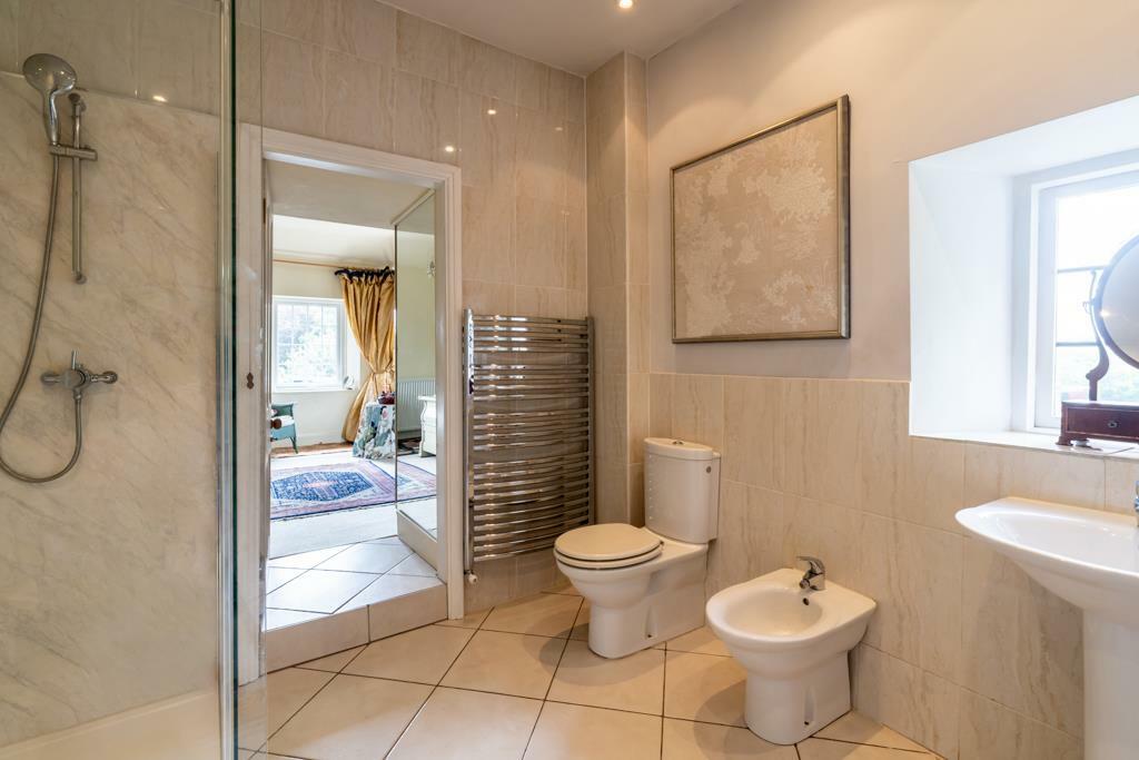 Master En-Suite