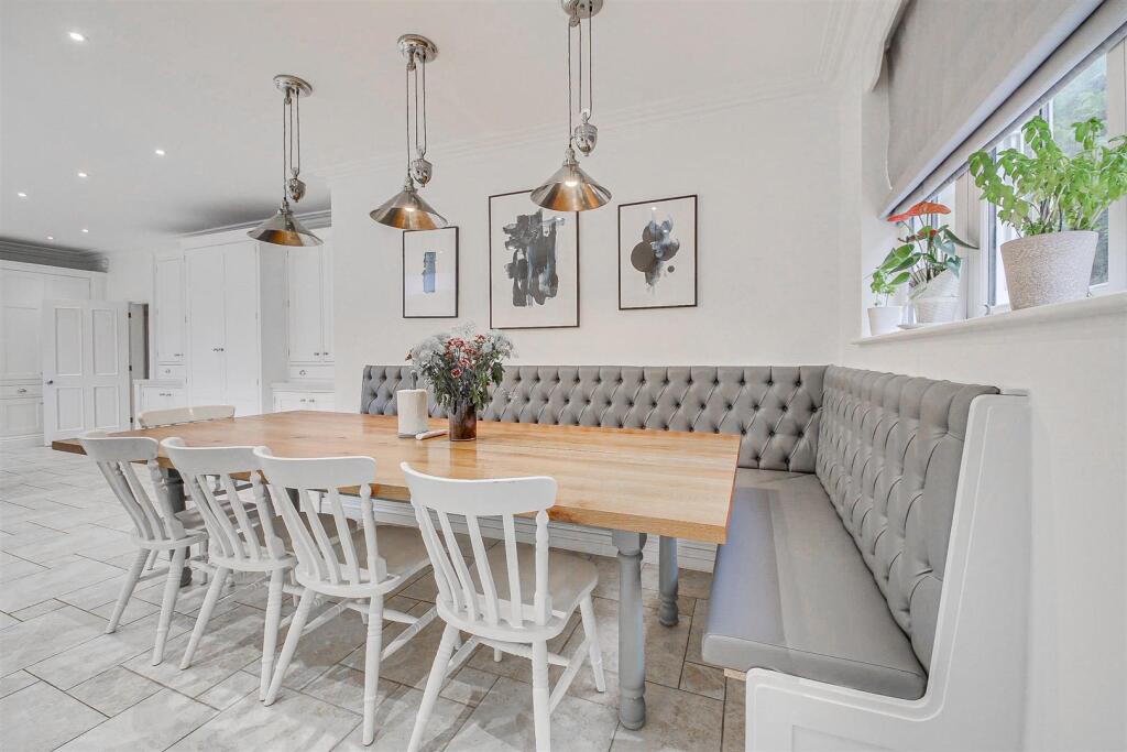 Kitchen Diner