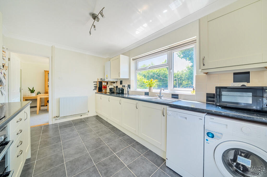 1313663-17-685578...