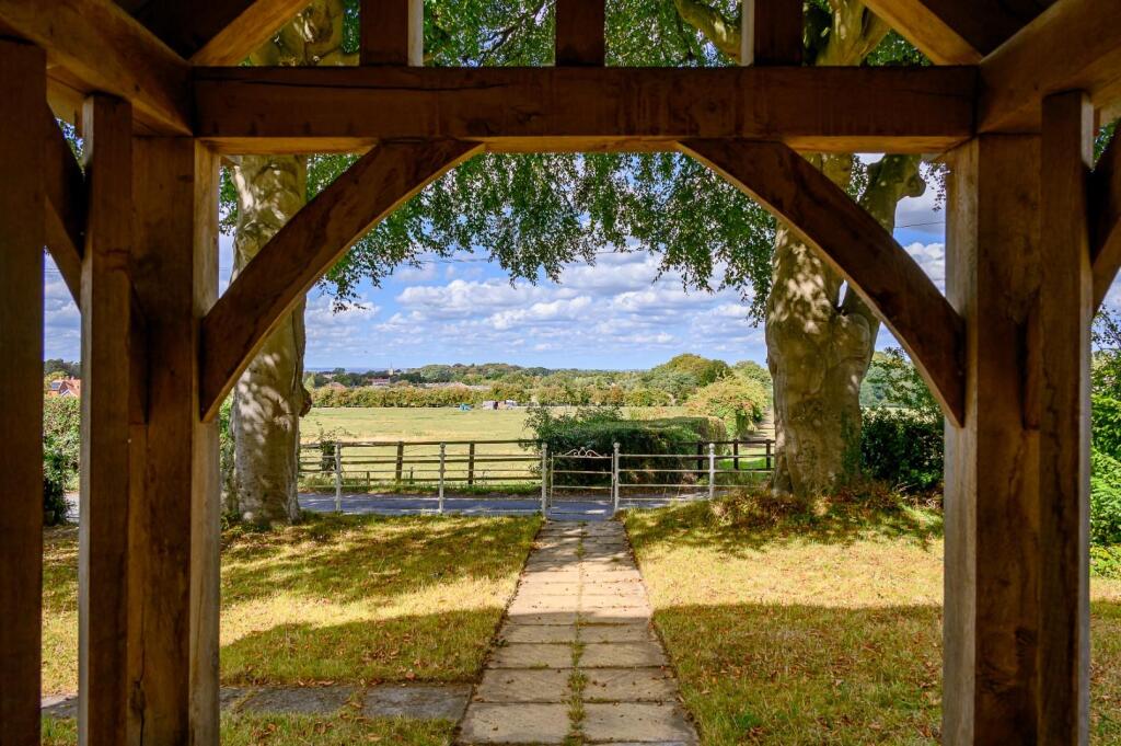 28 Whitewalls-35.jpg