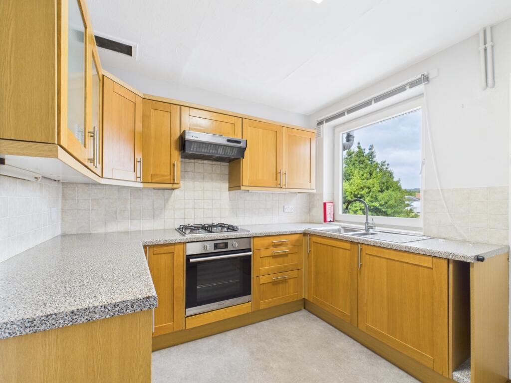 CAM01740G0-PR0421-STILL004