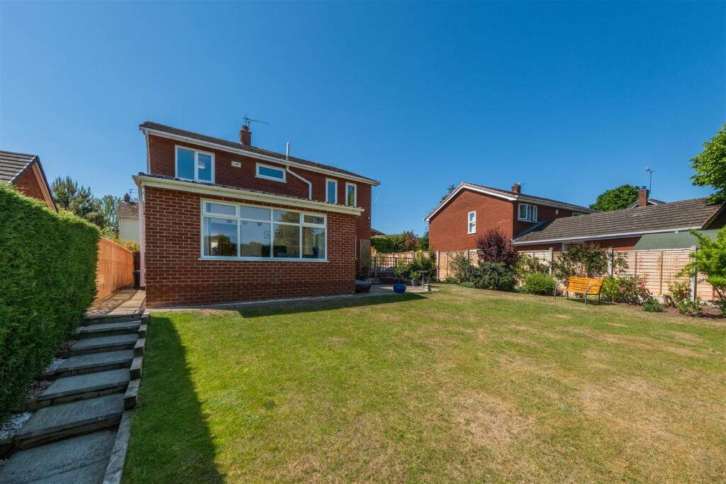 16 The Burrows-050.JPG