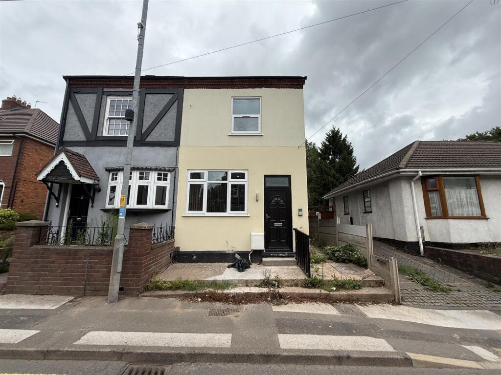 29 spring road walsall -1.jpg