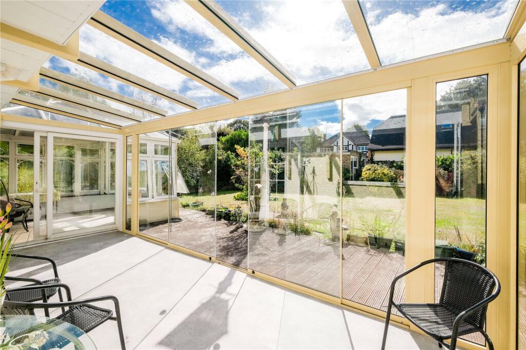 Veranda Room