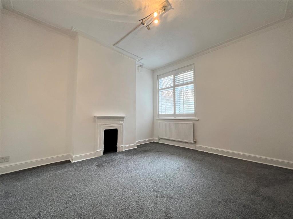 Bedroom.jpg