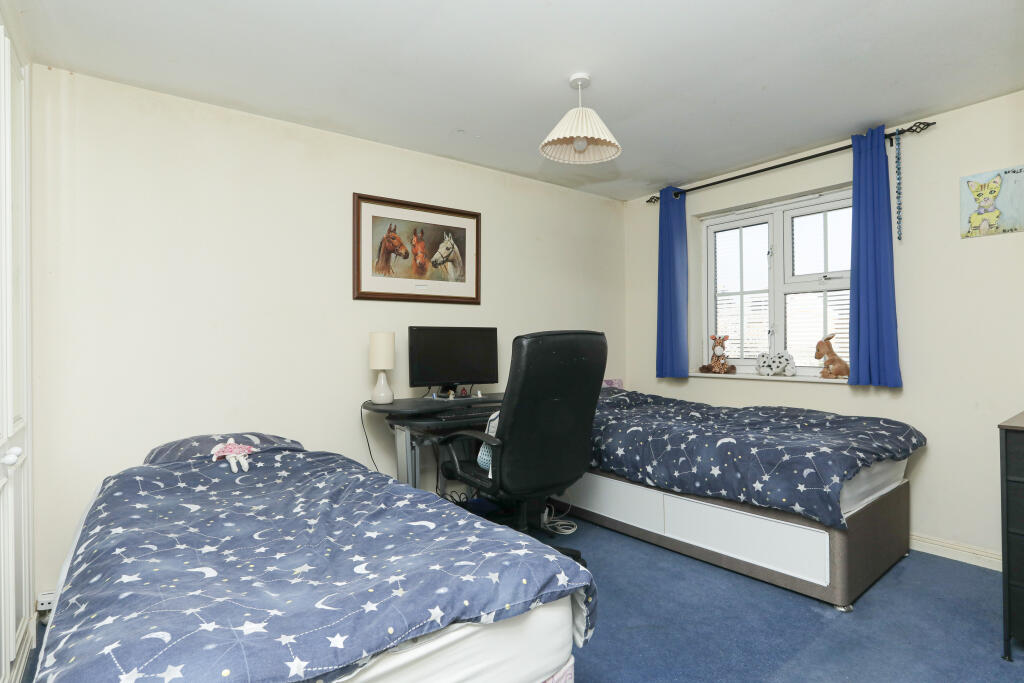 general 5 Gloster Cl