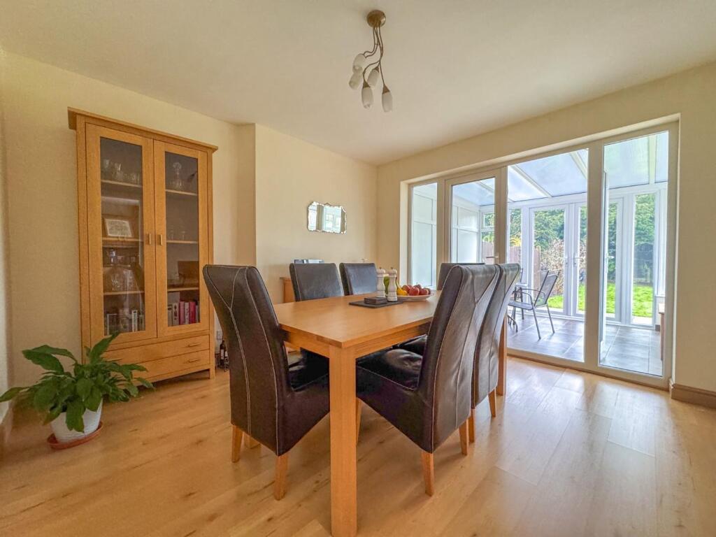 St Nicolas Park Drive - Image-21.jpg