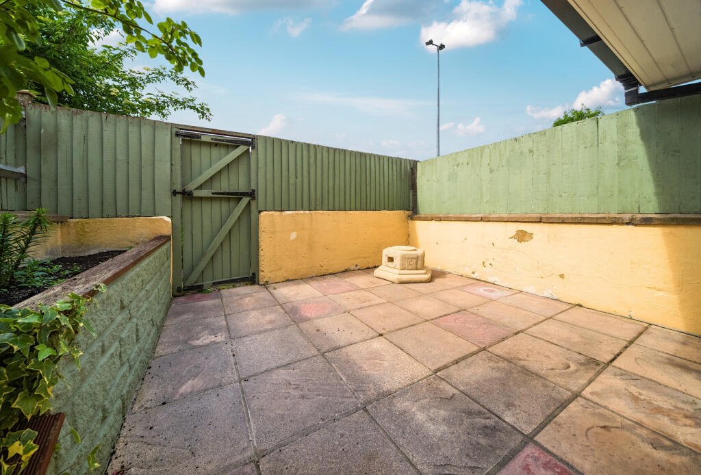 5-6822120e806fb-1...