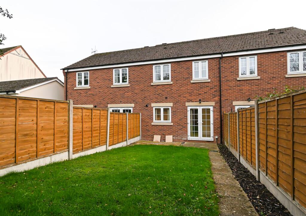 31 Wenlock Rise-12.jpg