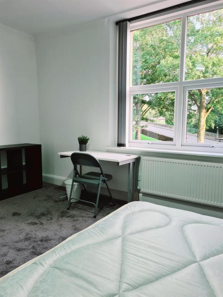 Bedroom1 7 St Oswald.jpg