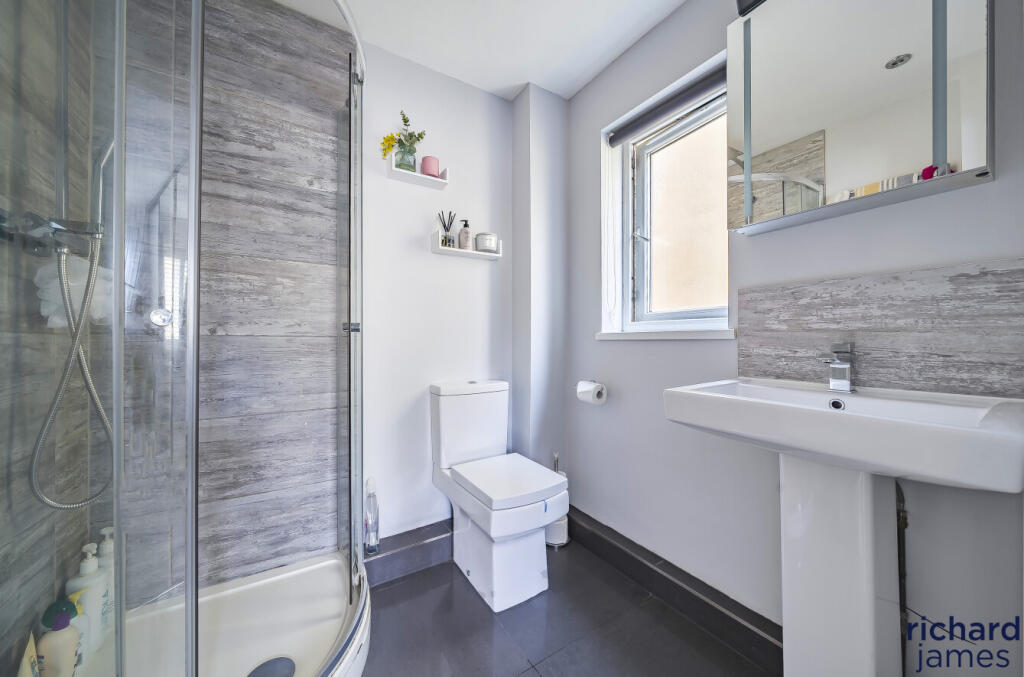 d0773a3a7deb47e88199aeeada2bba71