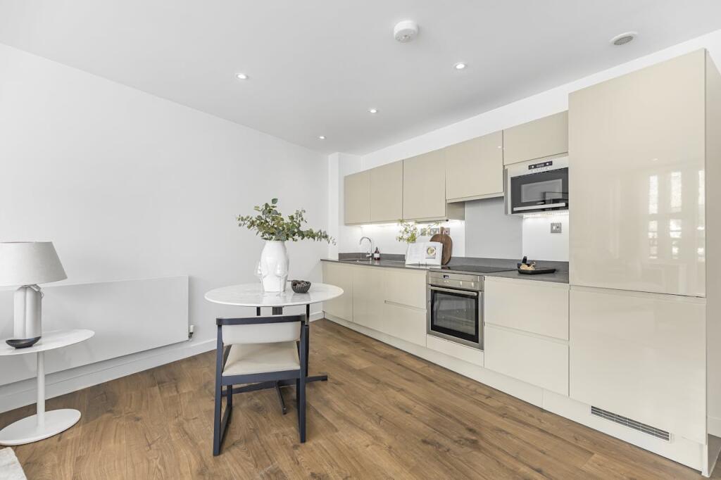 Daniel_watneyflat_4__1_princes_streettw9_1ed__7_