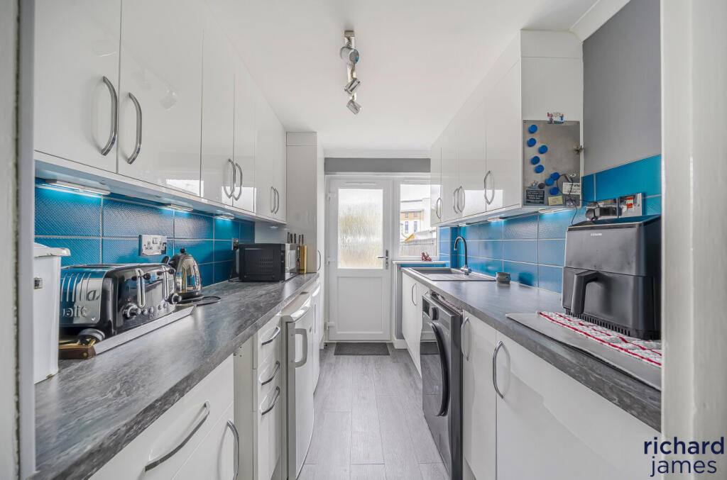 eb314cc53e8144a89c51e04acfb59d8a