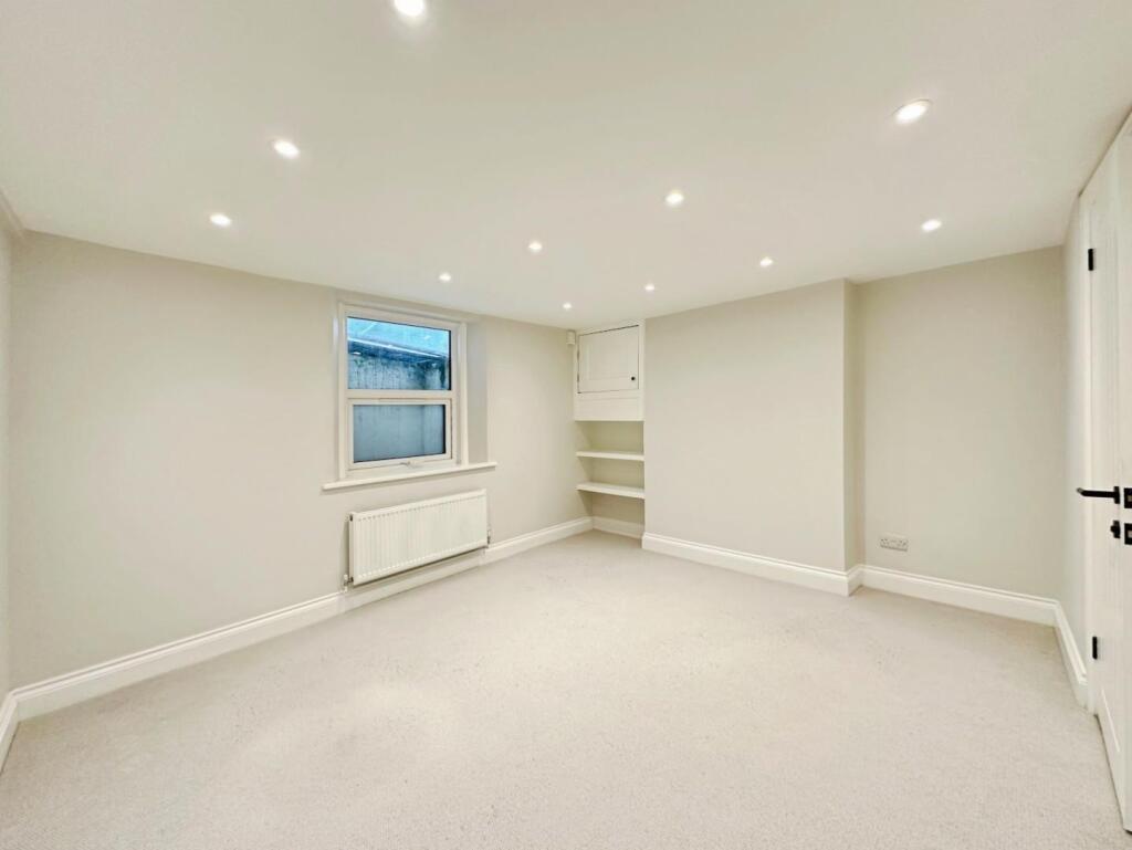 e4c51970-Photo 2004-06-2025 2C 2016 2044 2026.jpg