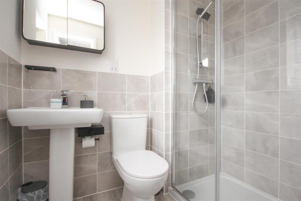 shower room.JPG