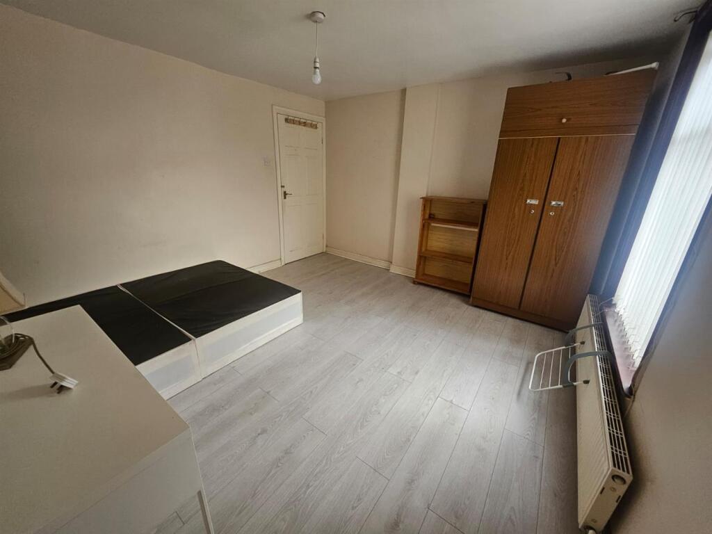 WhatsApp Image 2025-07-22 at 18.34.54 (3).jpeg