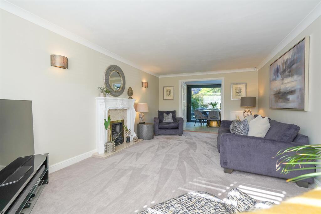 10 Alderman Way (40).jpg