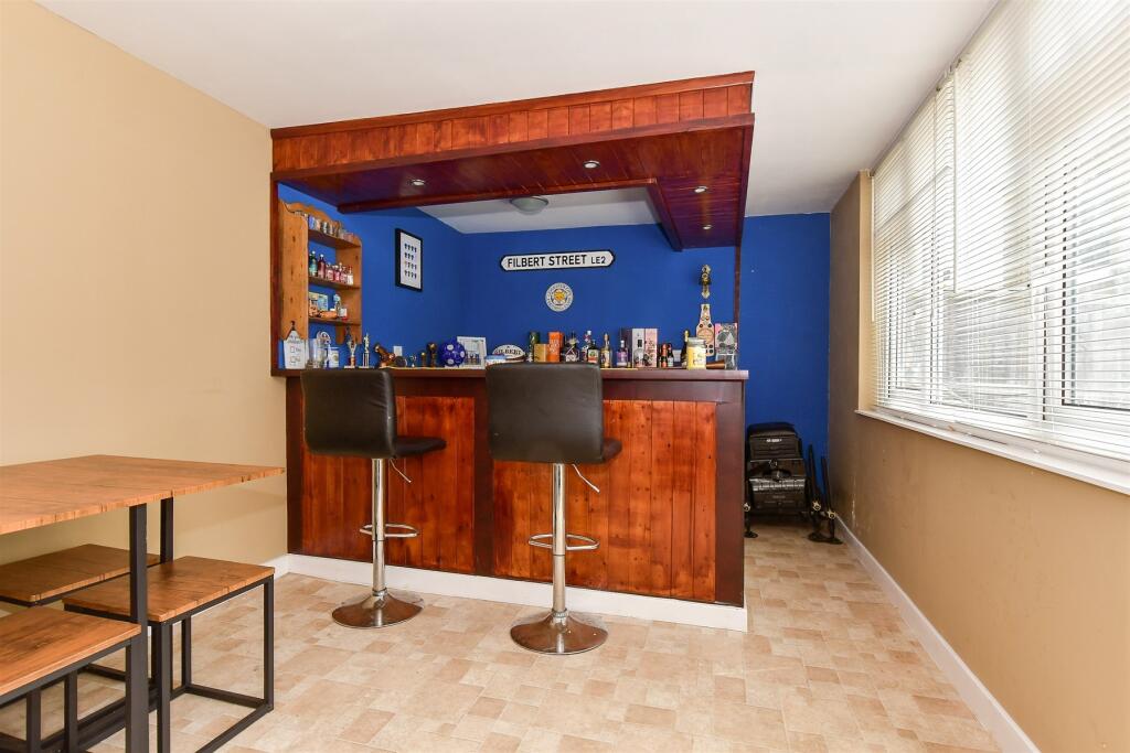 Workshop/Outbuildings