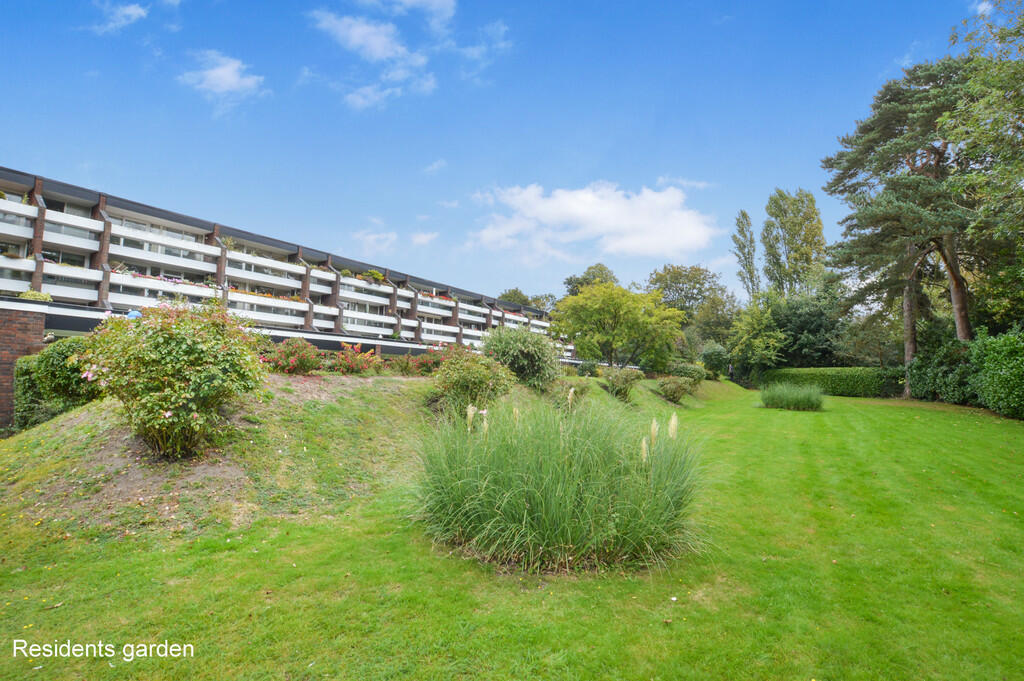 263100_2024121304...