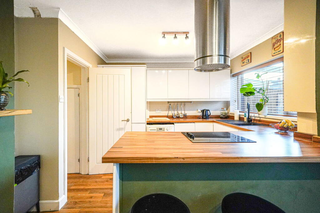 Hytall Road, Shirley