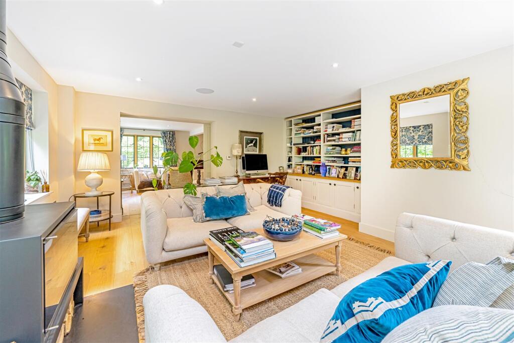 Roundless Cottage, High Button, GU8 6NR-75.jpg