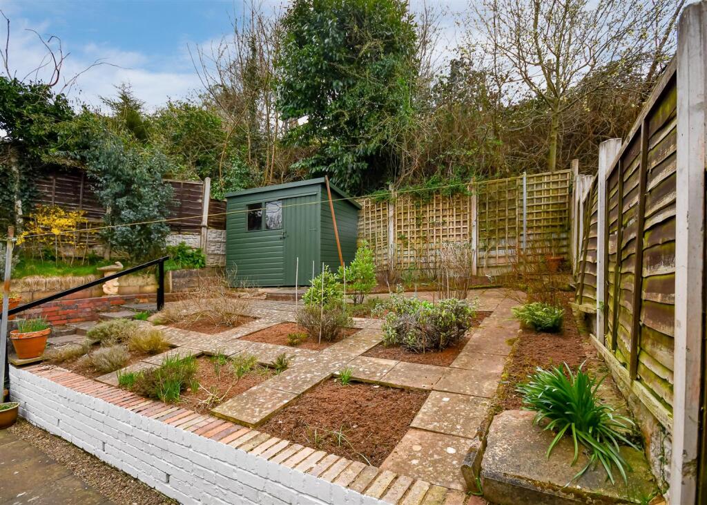 10 Battlefield Lane-External (3).jpg