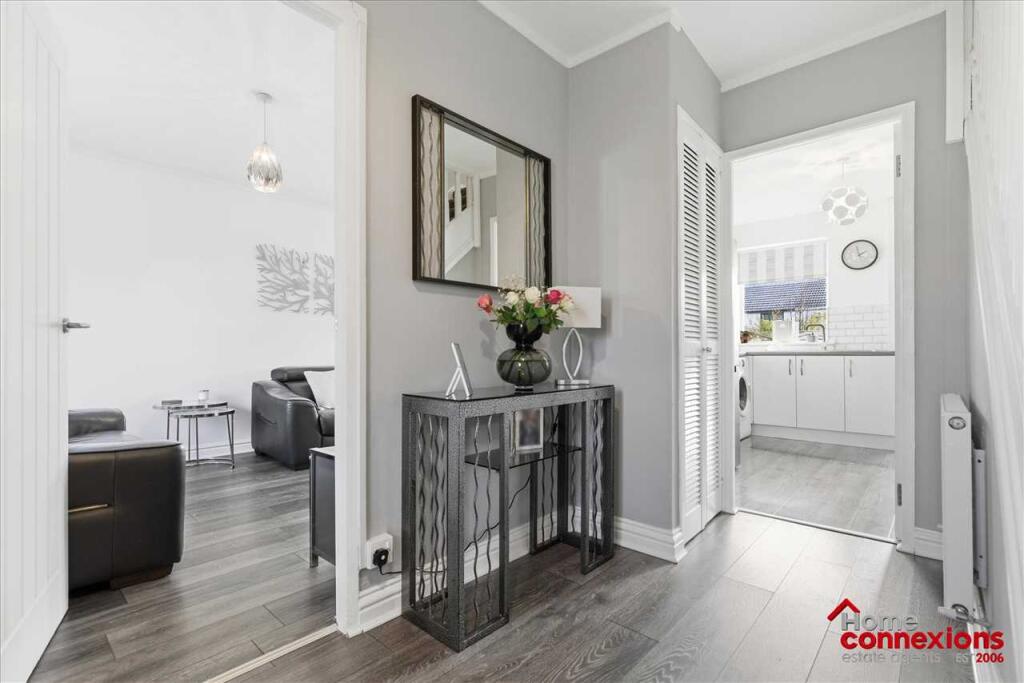 Entrance Hallway (1)