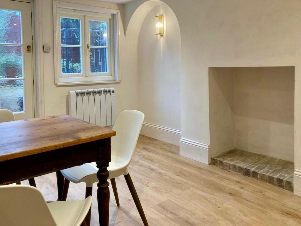 1_reception room