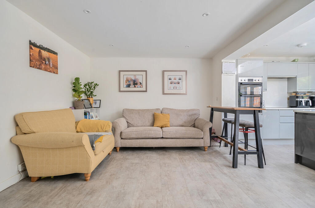 4-681ca306224ec-1...