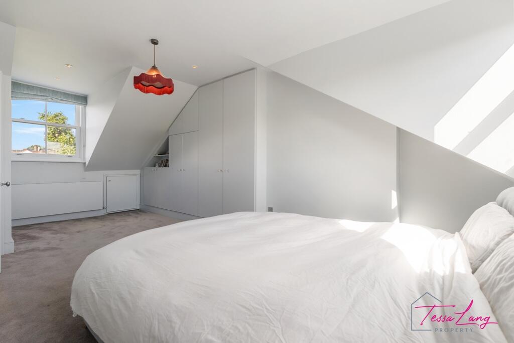 Main bedroom
