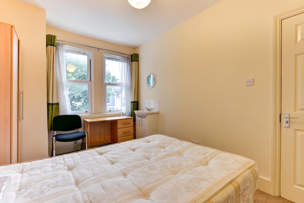 62 Bernard Bedroom 5 (1)