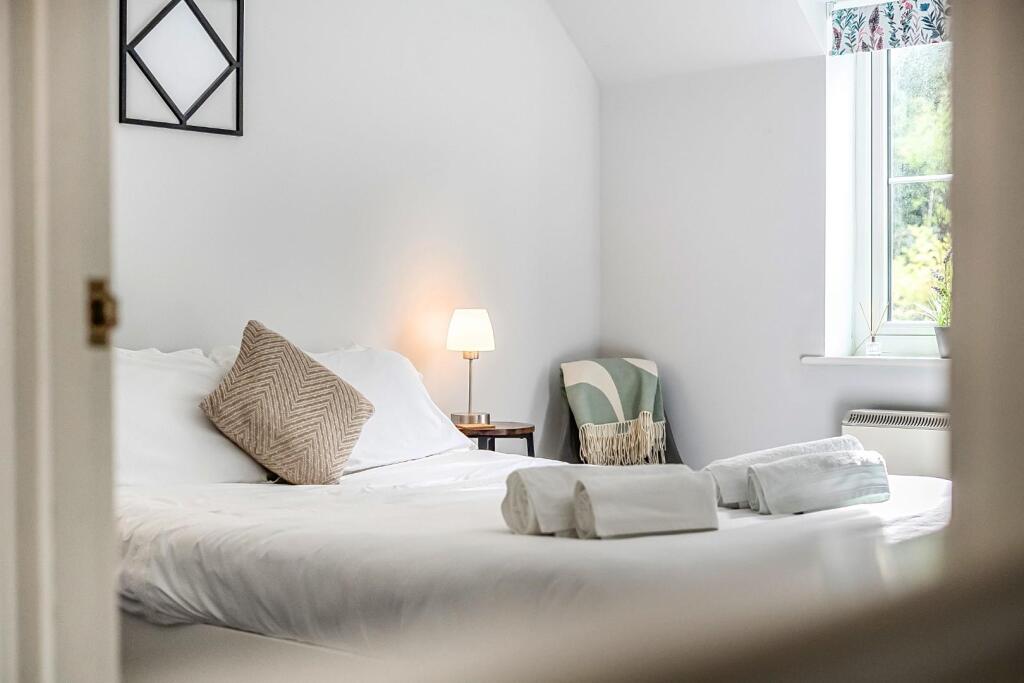 Door to Bedroom 1.jpg