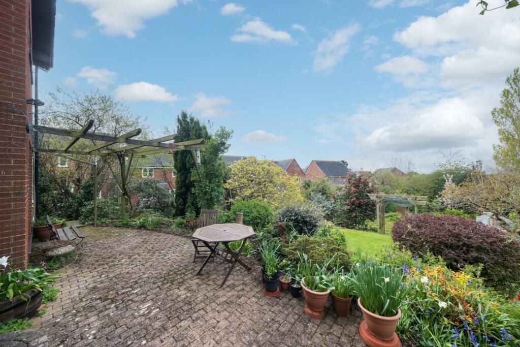 Meadow House 3-007.JPG