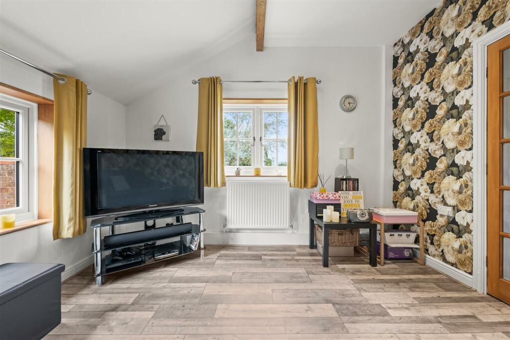 Windmill Cottage-19.jpg