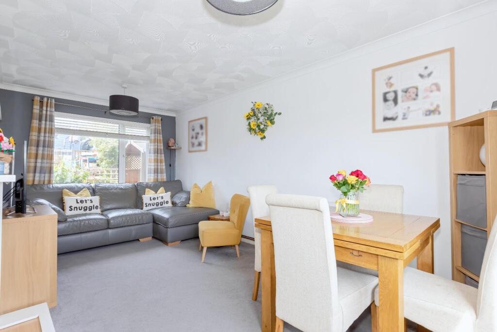 Drove Crescent_3.jpg